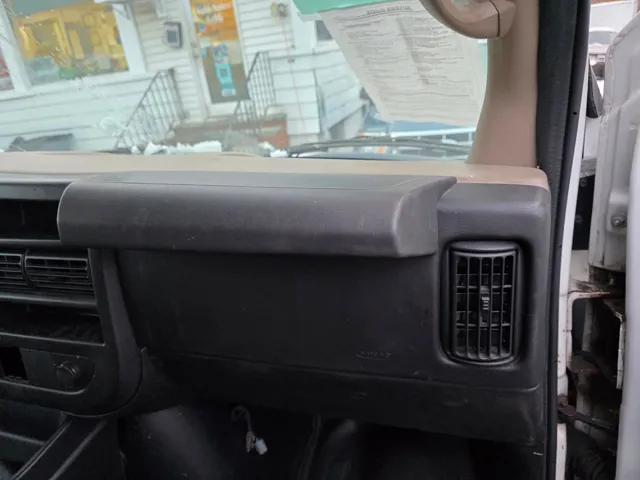 2012 Chevrolet Express Cargo Work Van - Photo 60