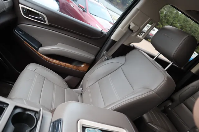 2015 Gmc Yukon Denali XL photo 21