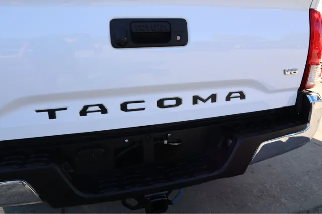 2017 Toyota Tacoma TRD Off Road - Photo 11