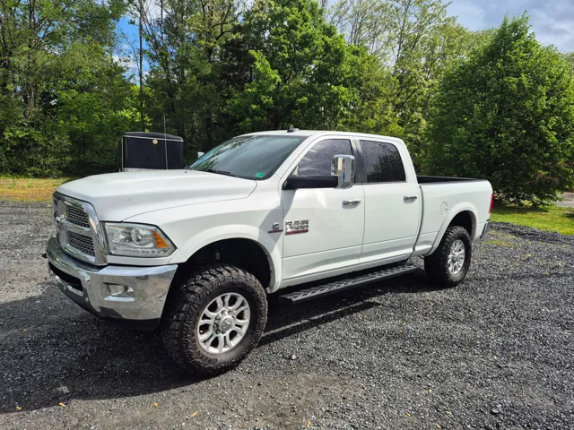 2016 RAM 2500 Laramie 4X4 Crew Cab SWB's photo