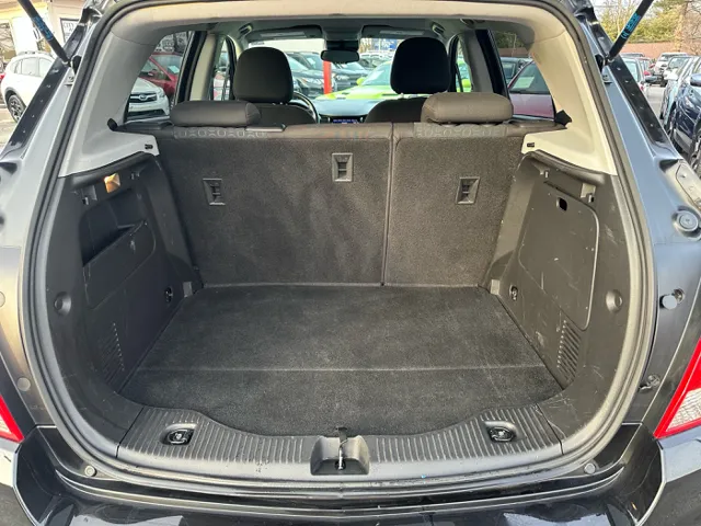 2020 Chevrolet Trax LS - Photo 14