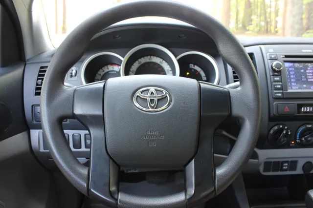 2013 Toyota Tacoma Base - Photo 17