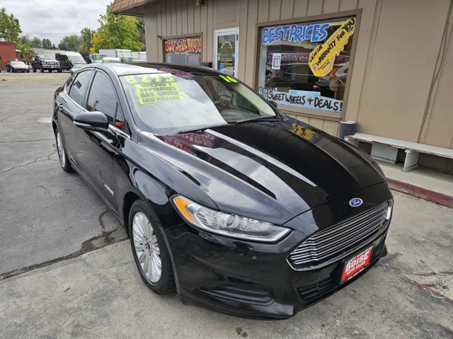 2016 Ford Fusion Hybrid SE