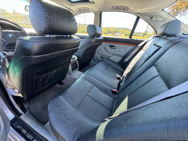 2002 BMW 5-Series