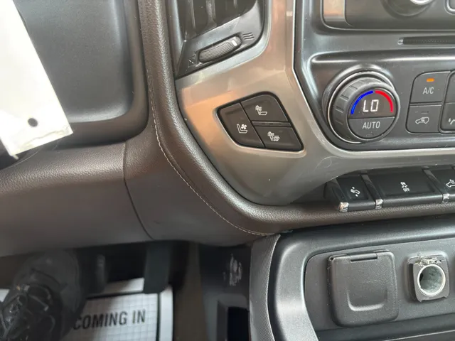 2016 Chevrolet Silverado 1500 LTZ photo 16