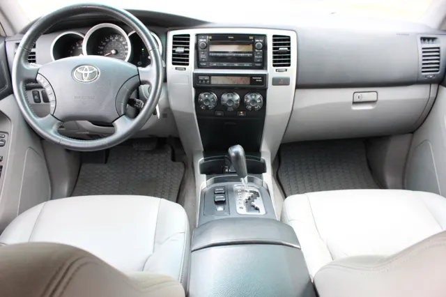 2009 Toyota 4Runner SR5 - Photo 24