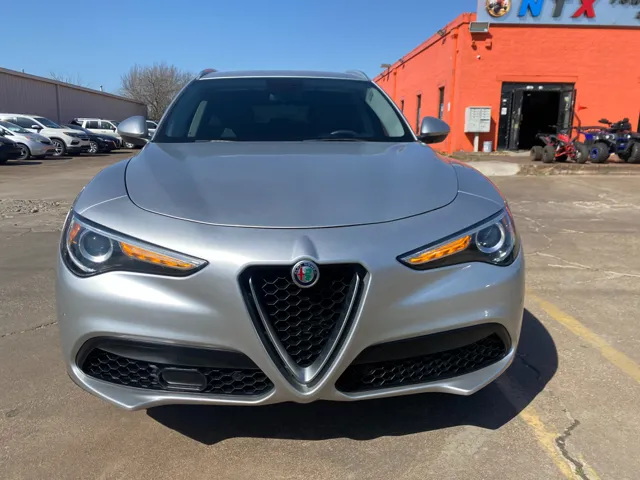 2018 Alfa Romeo Stelvio Base - Photo 2