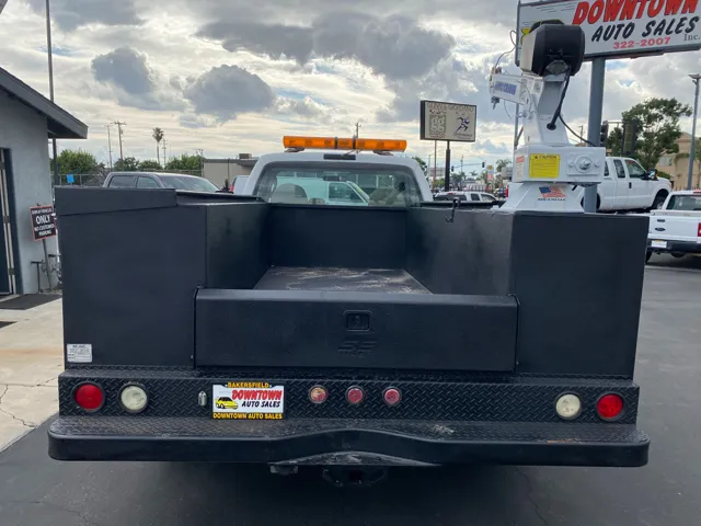 2008 Ford F-350 Super Duty Chassis Cab XLT - Photo 8