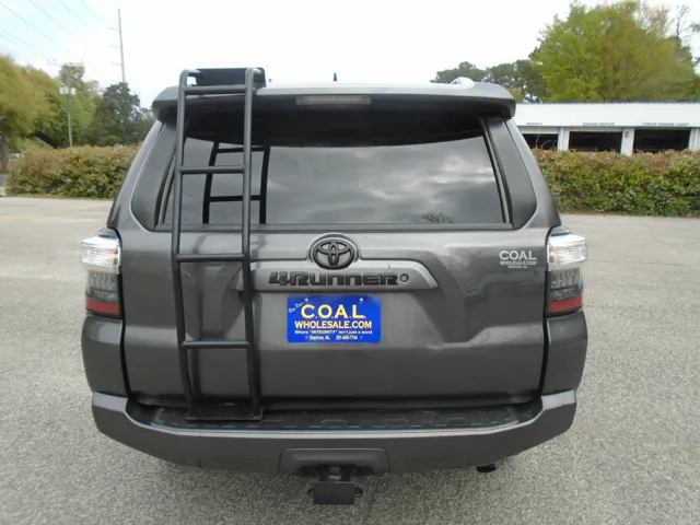 2016 Toyota 4Runner SR5 - Photo 21