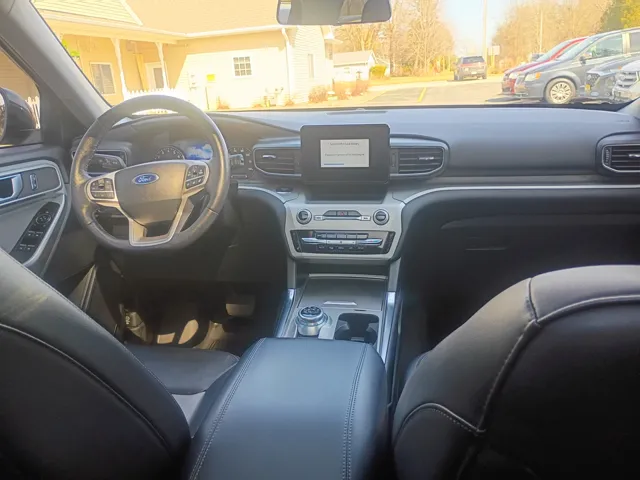 2022 Ford Explorer XLT - Photo 16