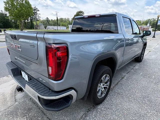 2025 GMC Sierra 1500 SLT - Photo 7