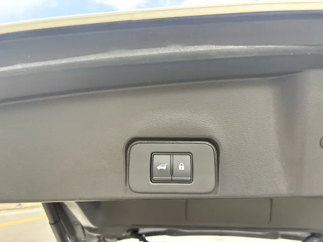 2023 Nissan Rogue SV - Photo 10