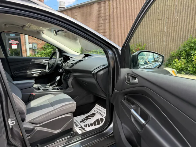 2018 Ford Escape SE - Photo 23