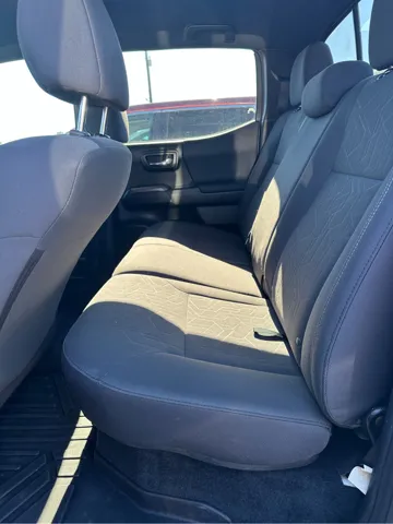 2020 Chevrolet Silverado 1500 LT - Photo 19
