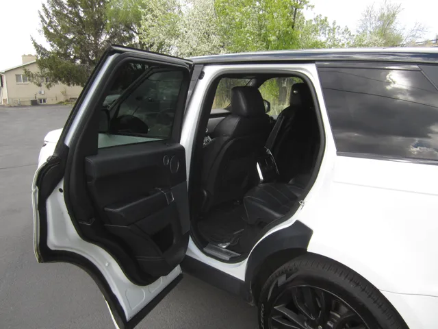 2016 Land Rover Range Rover Sport HST - Photo 9