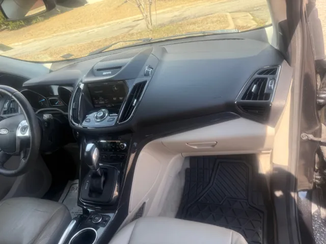 2015 Ford Escape Titanium - Photo 9