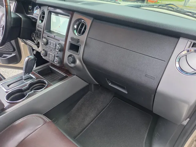 2017 Ford Expedition Platinum - Photo 15