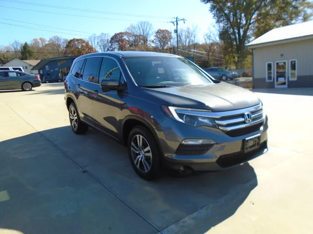 2017 Honda Pilot EX-L photo 3