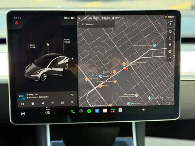 2018 Tesla Model 3 - Photo 26