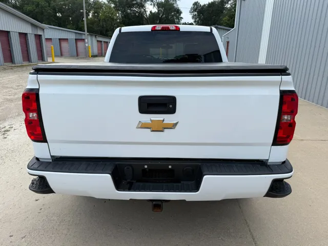 2017 Chevrolet Silverado 1500 LT Z71 - Photo 10