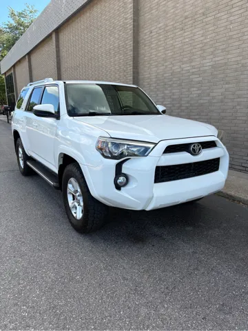 2016 Toyota 4Runner SR5 4x4 V6's photo