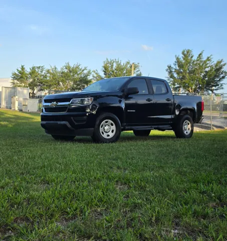 2017 Chevrolet Colorado 2WD Work Truck Crew Cab Short Box's photo
