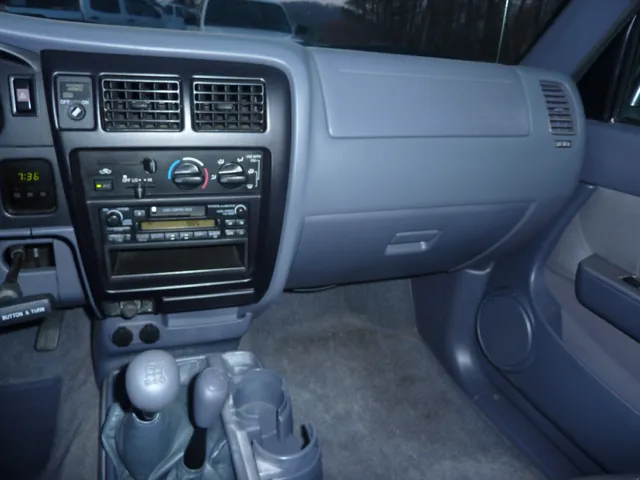 1999 Toyota Tacoma - Photo 15