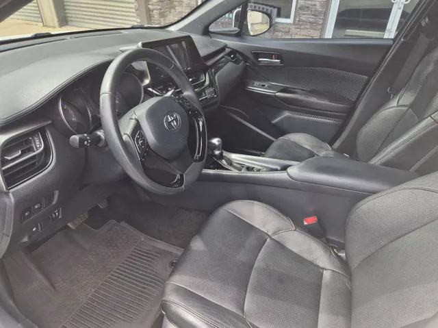 2018 Toyota C-HR XLE Premium - Photo 10