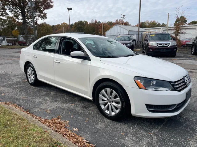 2013 Volkswagen Passat S