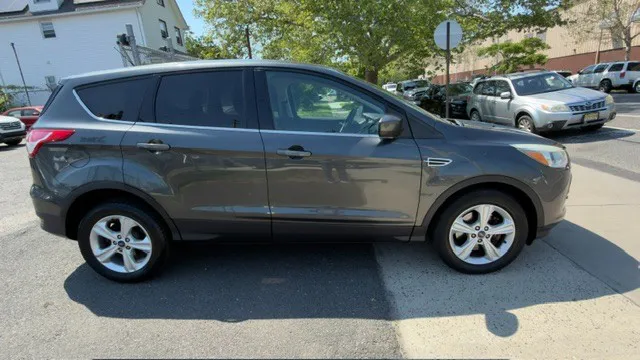 2016 Ford Escape SE's photo