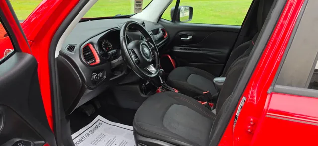 2015 Jeep Renegade Trailhawk - Photo 7
