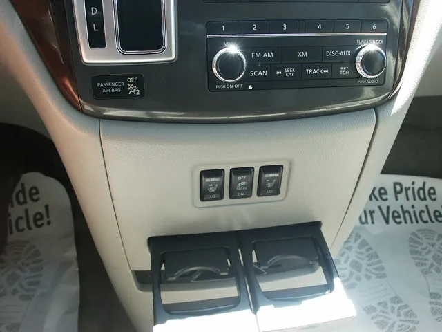 2013 Nissan Quest SV - Photo 14