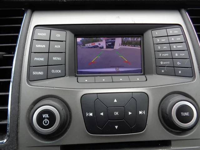 2016 Ford Taurus - Photo 18