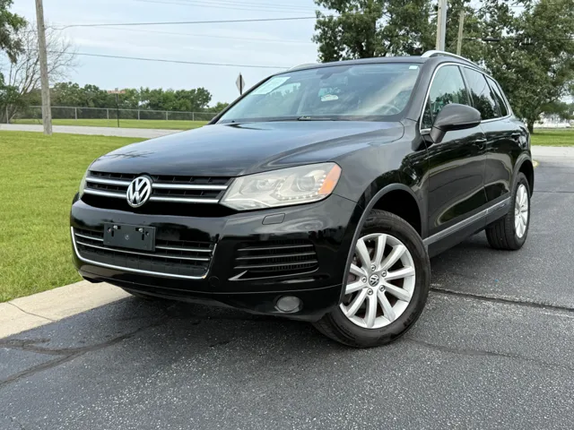 2011 Volkswagen Touareg Sport - Photo 12