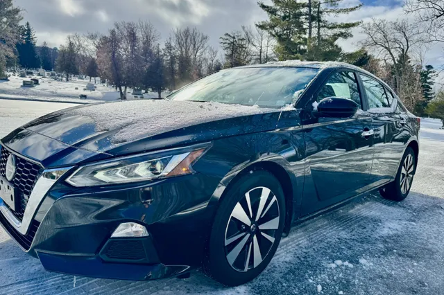 2022 Nissan Altima SV