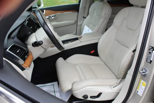2018 Volvo XC90 Inscription photo 19