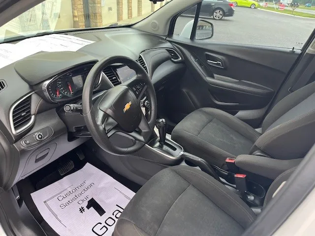 2021 Chevrolet Trax LS photo 5