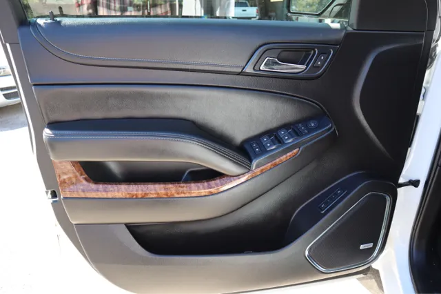 2015 Chevrolet Tahoe LTZ - Photo 19