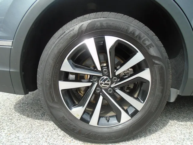 2024 Volkswagen Tiguan S - Photo 27
