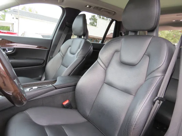 2016 Volvo XC90 Momentum - Photo 29