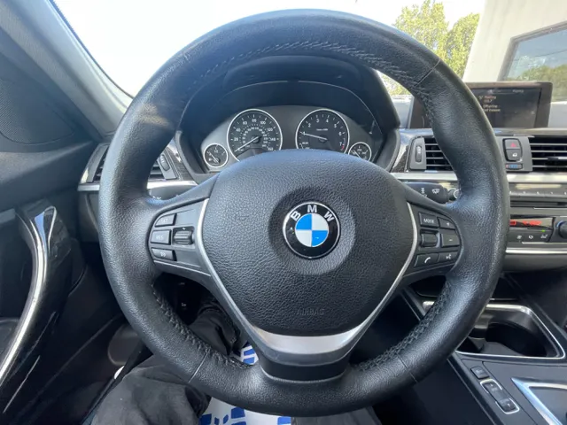 2015 BMW 3 Series 328i - Photo 15