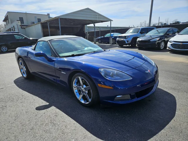 2005 Chevrolet Corvette Z51 photo 2
