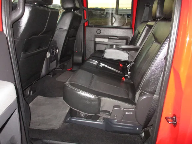 2016 Ford F-350 Super Duty Lariat - Photo 11