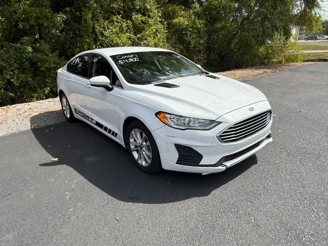 2019 Ford Fusion SE - Photo 2