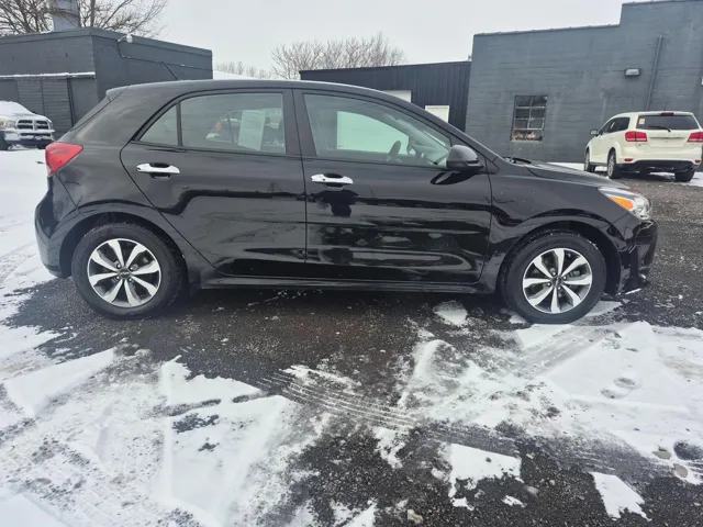 2023 Kia Rio 5-Door S