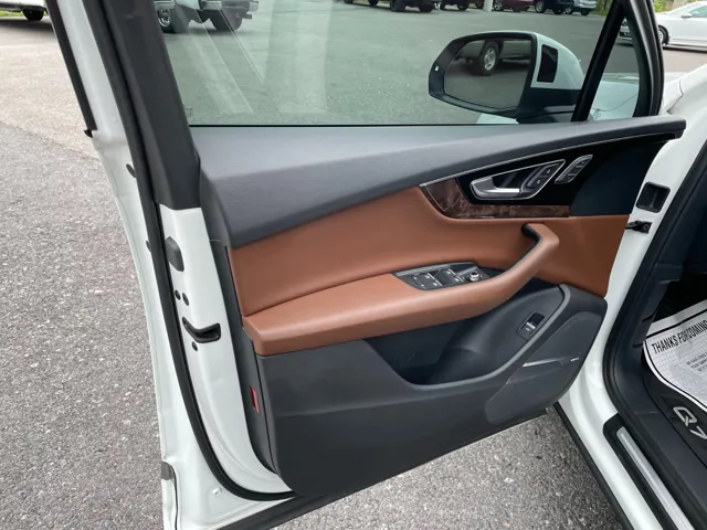 2019 Audi Q7 Premium Plus photo 11