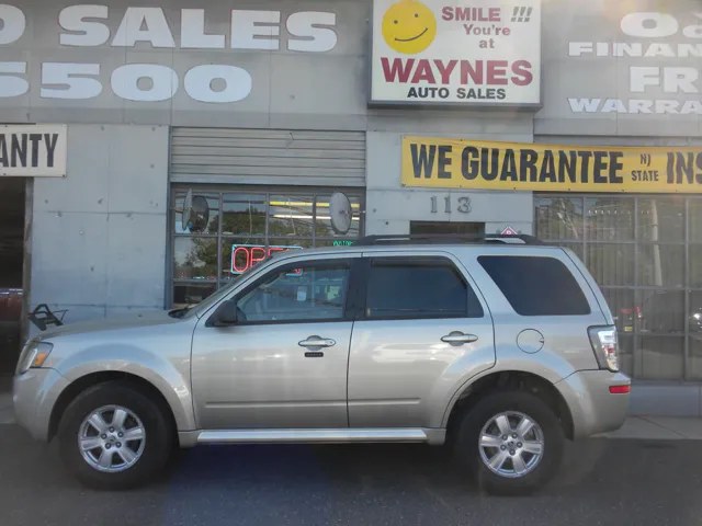 2010 Mercury Mariner I4 4WD's photo