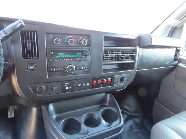 2016 Chevrolet Express 2500 Cargo photo 10