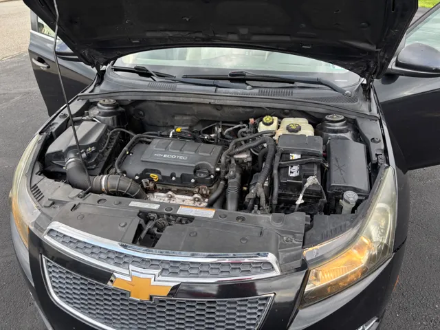 2011 Chevrolet Cruze LTZ - Photo 8