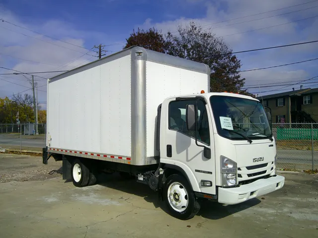 2019 Isuzu NPR HD's photo